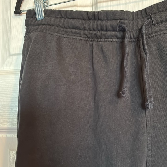 Gymshark men’s black jogger sweatpants size medium - Picture 4 of 10